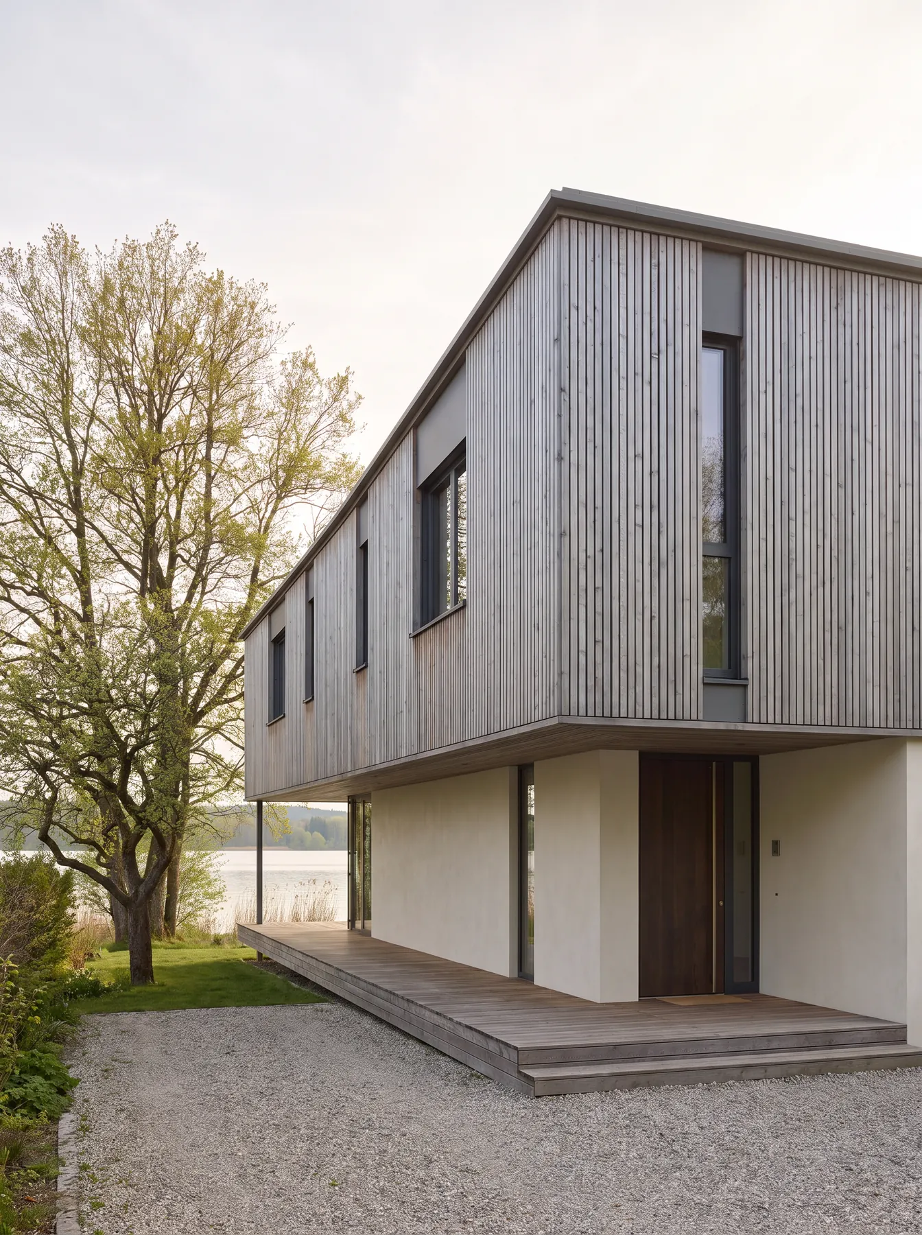 Haus am See, Ankunft